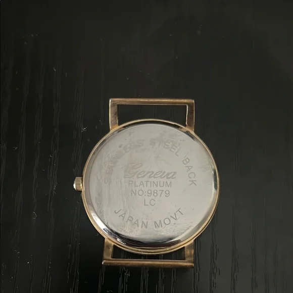 Vintage Map Dial Watch with Leather Straps - Picture 4 of 4